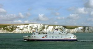 Eurotunnel and DFDS compete for Seafrance customers
