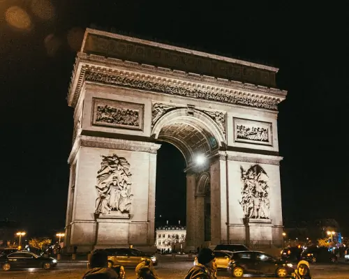 arc de triomphe paris