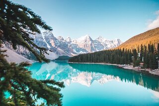 canada lake and mountains