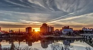 saskatoon skyline at sunset